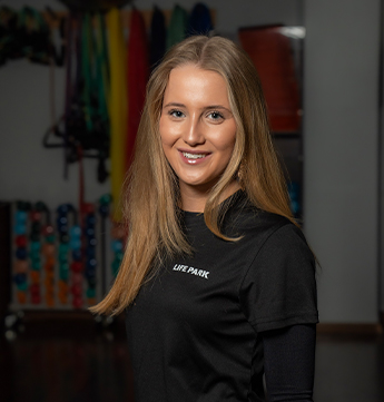 Lifepark_Max_Ingolstadt_Personal_DCC_Laura_Service